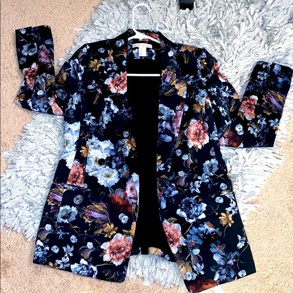 H&M Jackets & Blazers - H&M Floral Blazer
